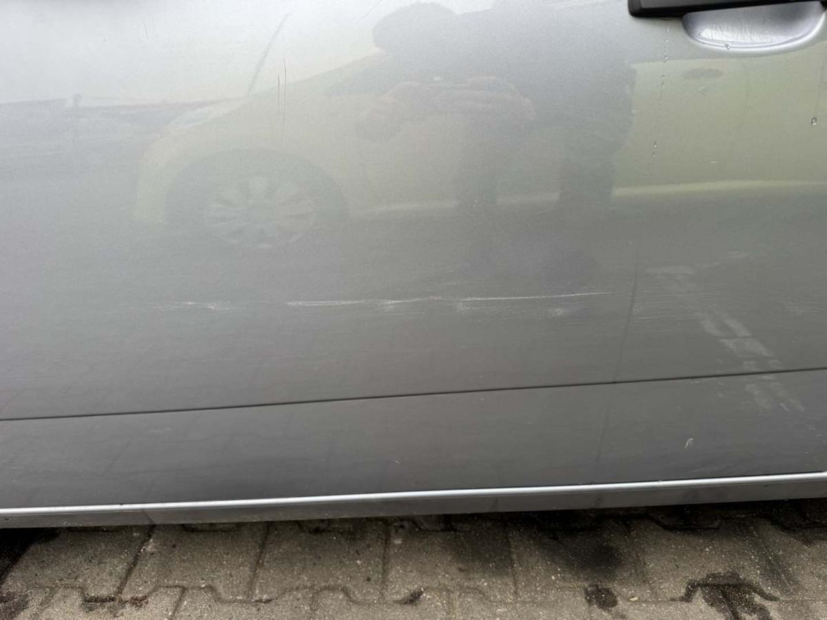 Opel Astra H original T&uuml;r vorn links Z163 Lichtsilber 5-T&uuml;rer Rohbau Bj.2009